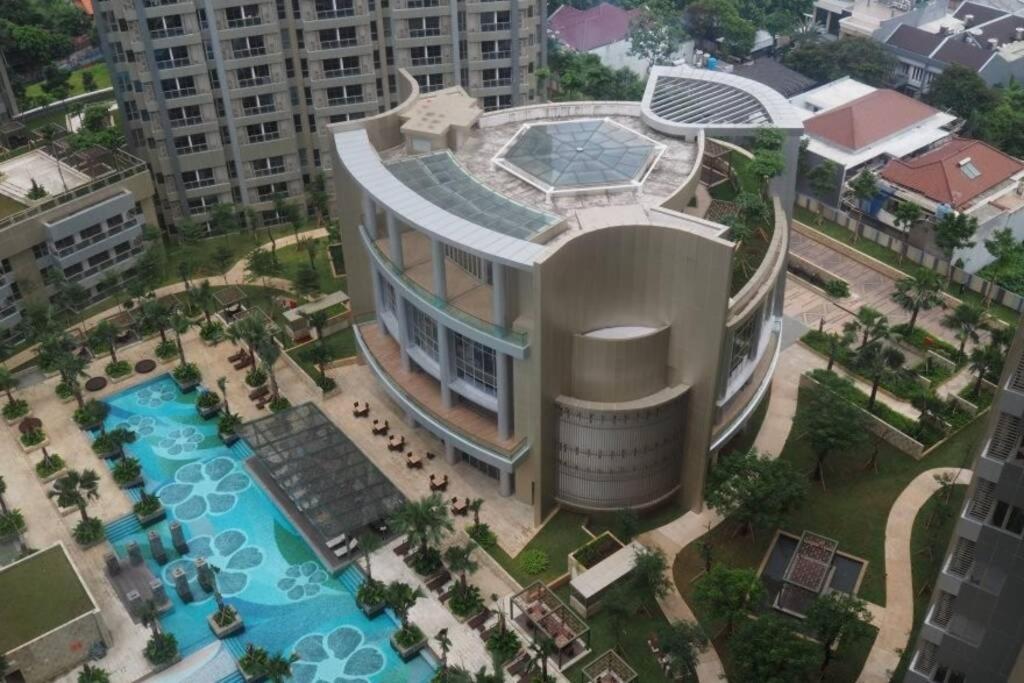 Homy 2 Bedroom Apartment Near Shopping Malls จาการ์ตา ภายนอก รูปภาพ