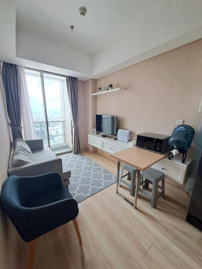 Homy 2 Bedroom Apartment Near Shopping Malls จาการ์ตา ภายนอก รูปภาพ
